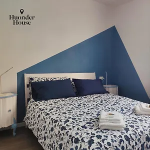 Casa vacanze Huonder House