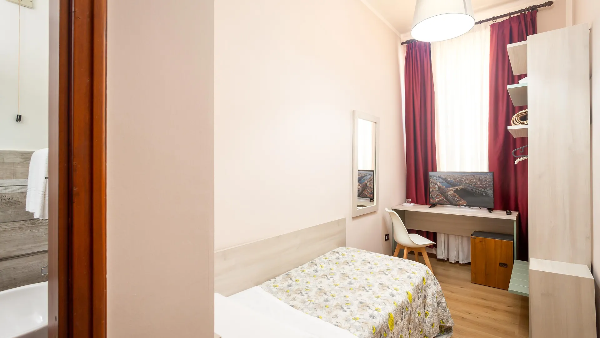 Flom Boutique Hotel Florencia 4*,